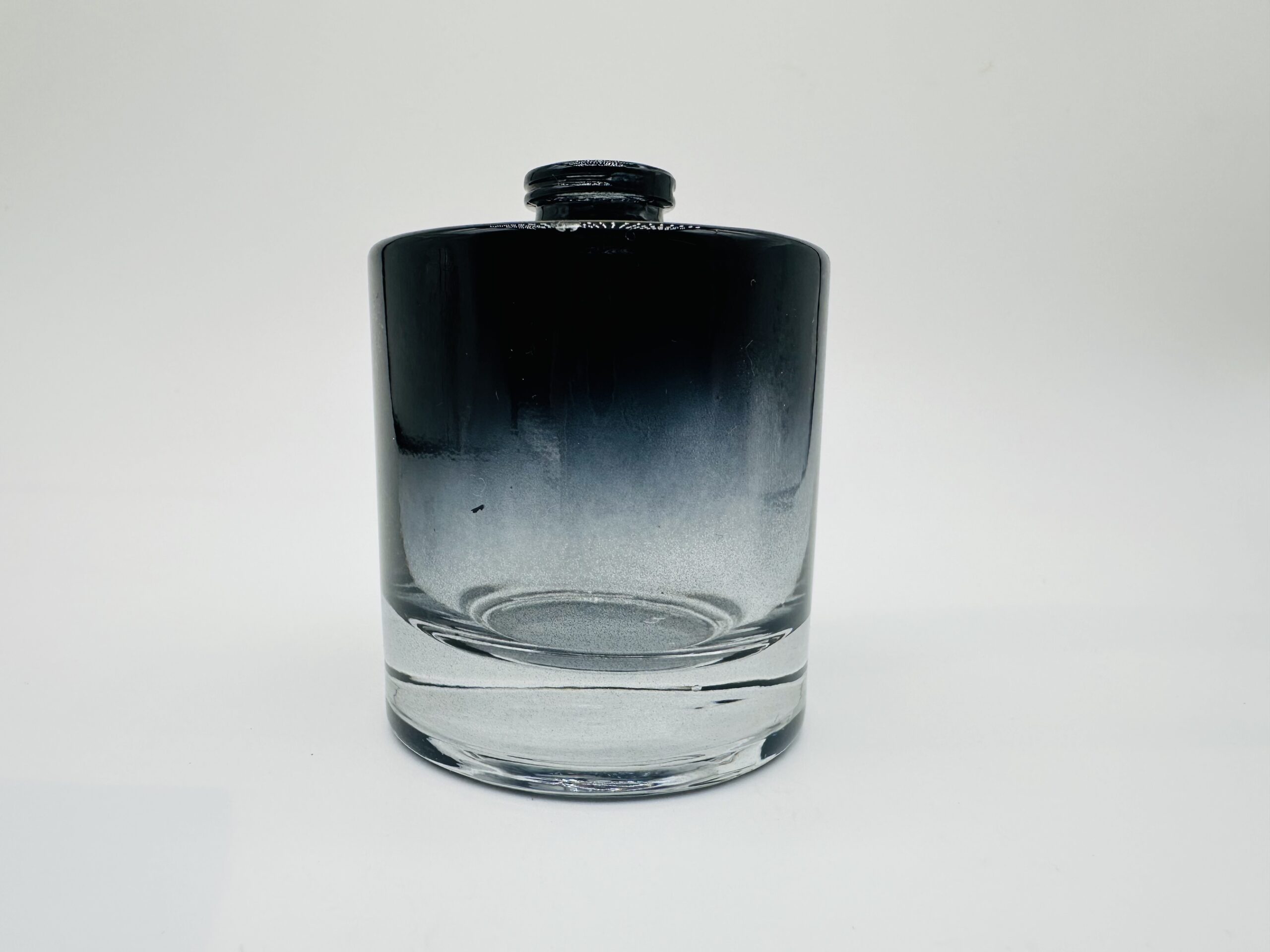 How to Choose a 30ml Perfume Bottle for Wholesale or Custom Use