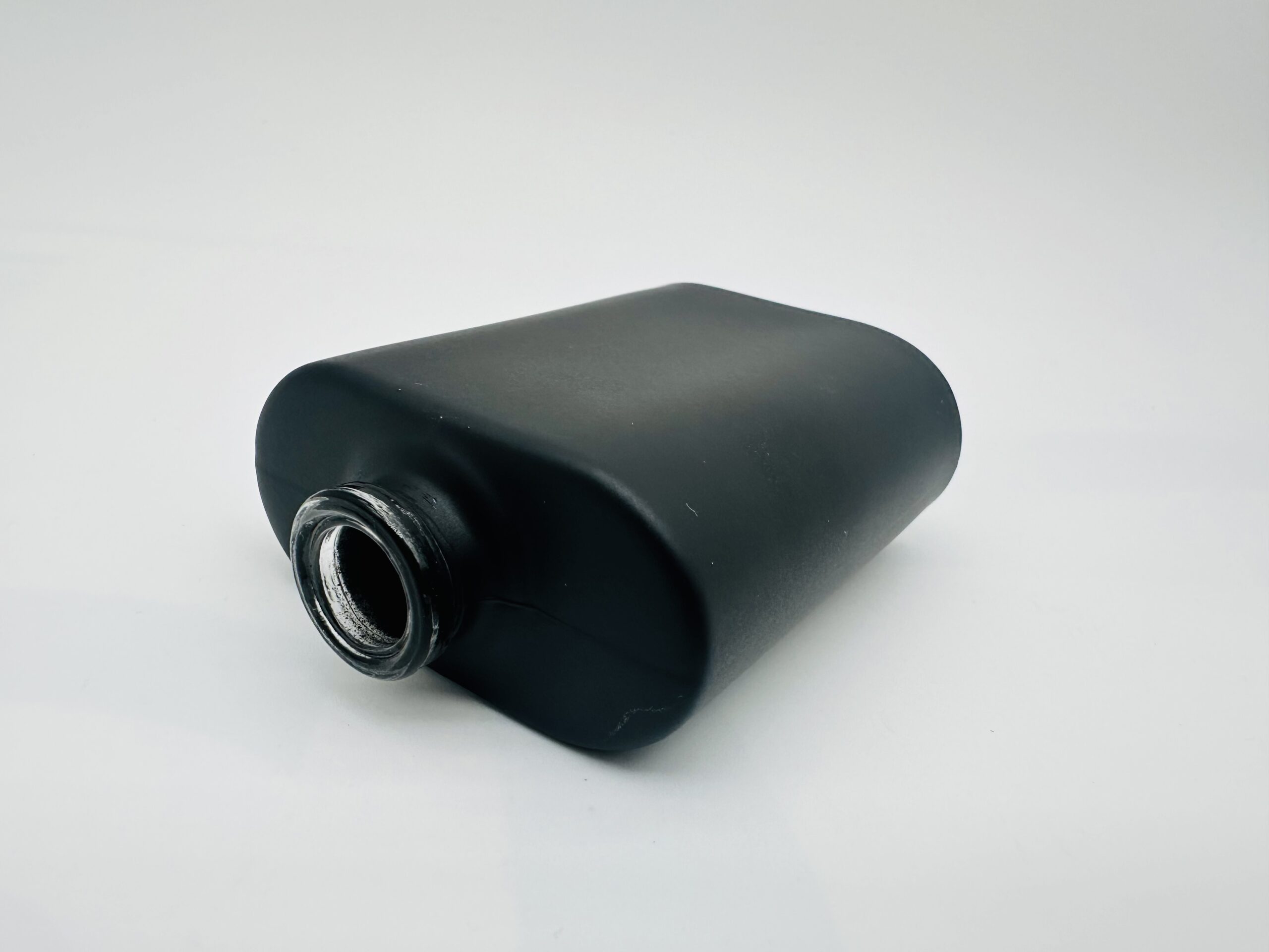 Matte Black Perfume Bottle Customization: From Sample to Production